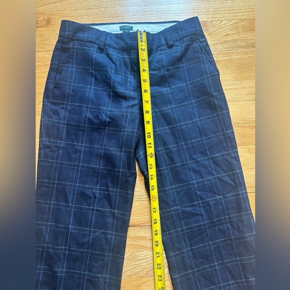 J.Crew City Fit Wool Navy Plaid Wide Leg Cuffed Pants size 2. - Picture 5 of 10